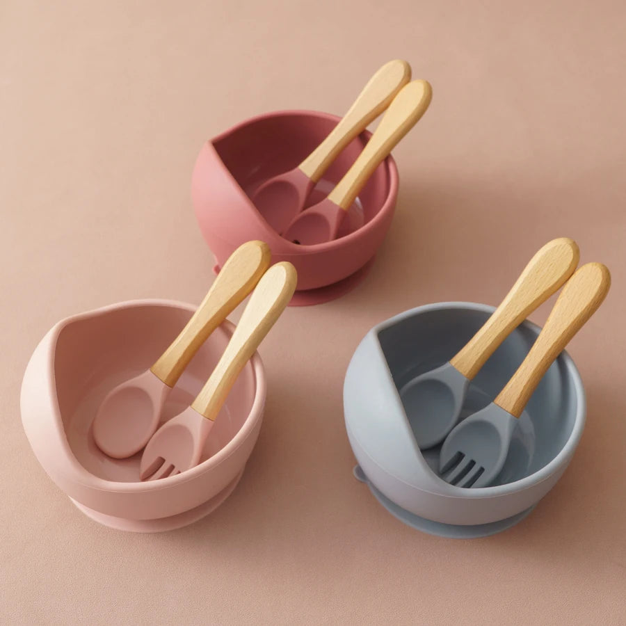 3Pcs Silicone Baby Feeding Bowl Set Baby Learning Dishes Suction Bowl Set Wood Spoon Fork Children Tableware Baby Stuff